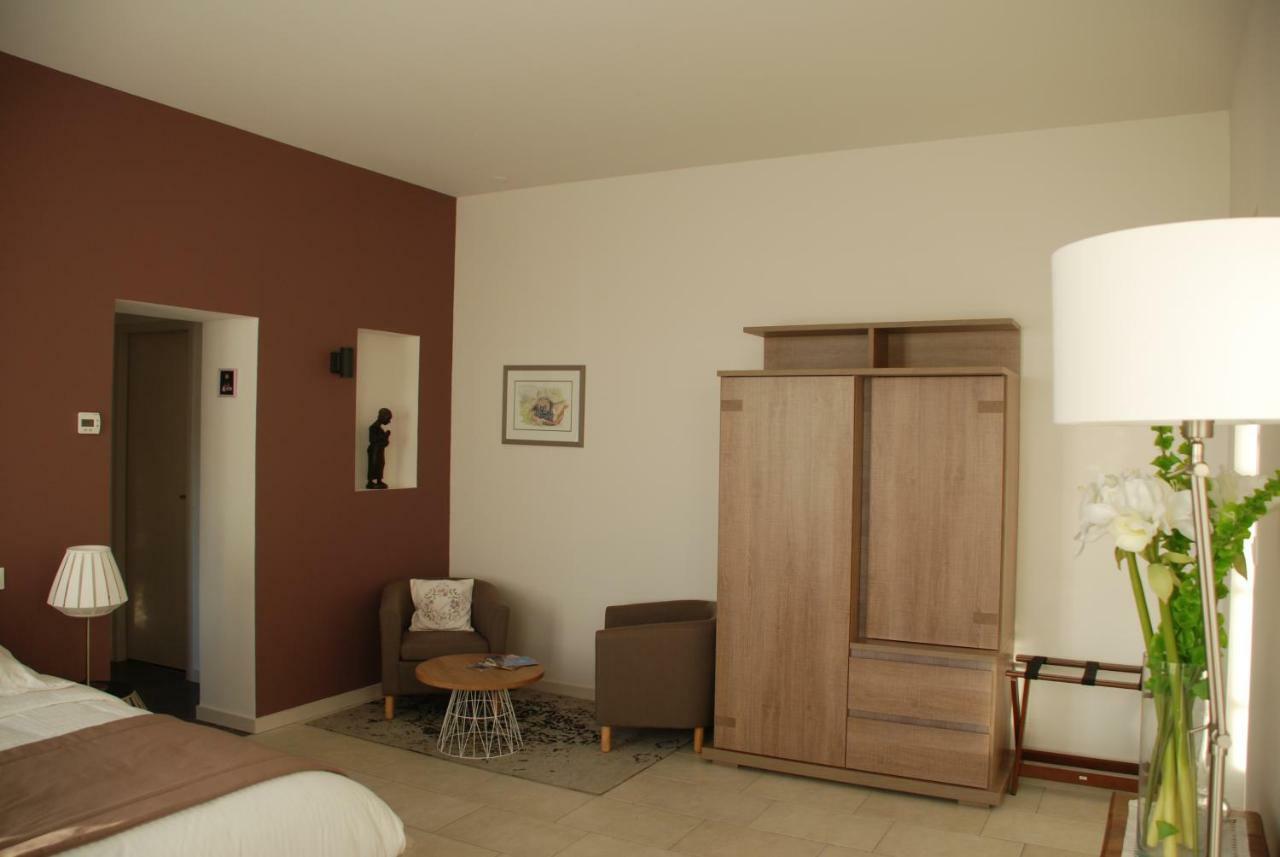 Bed and Breakfast Les Ambeles Saint-Magne-de-Castillon Exterior foto